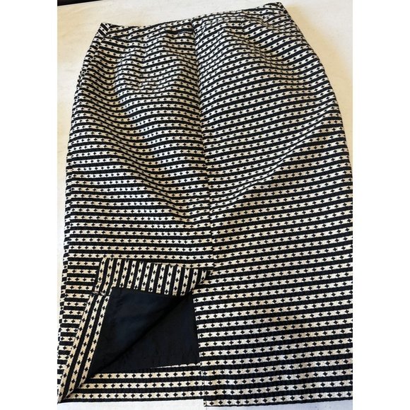 Merona Straight Pencil Knee Length Skirt Geometric Polyester Blend Women Size 4 - Picture 3 of 12